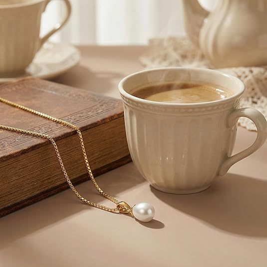 Niche Design-forward Aesthetic Necklace