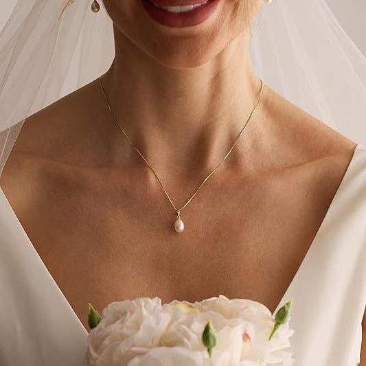 Niche Design-forward Aesthetic Necklace
