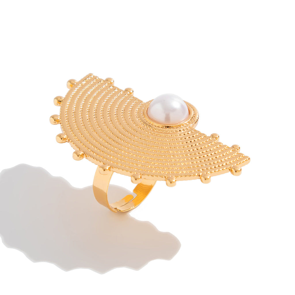 Wrinkle Feather Pearl Ring