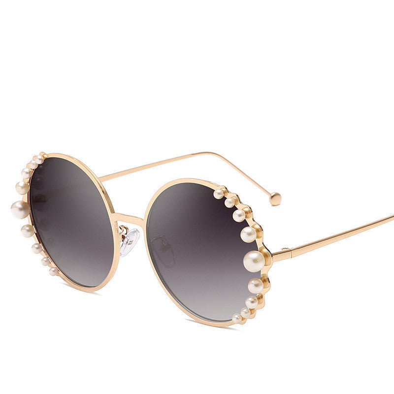 Round frame pearl sunglasses