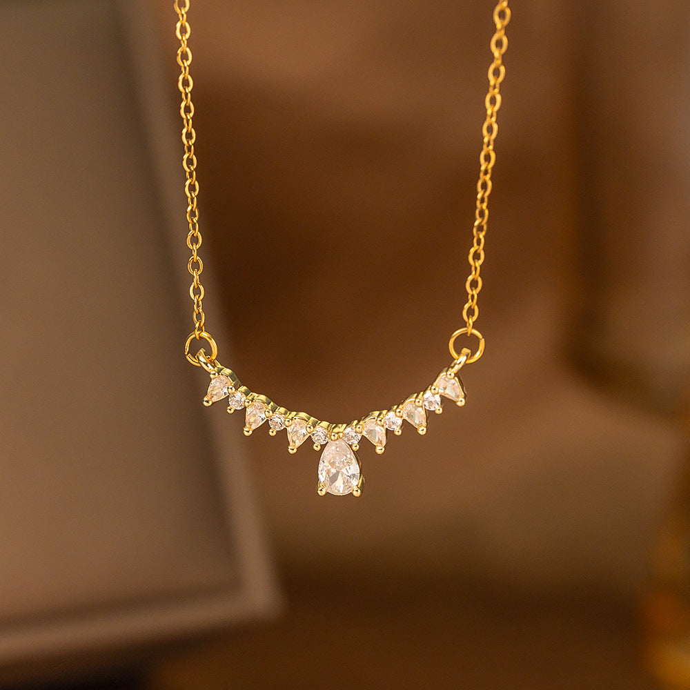 Single-diamond Pendant Necklace