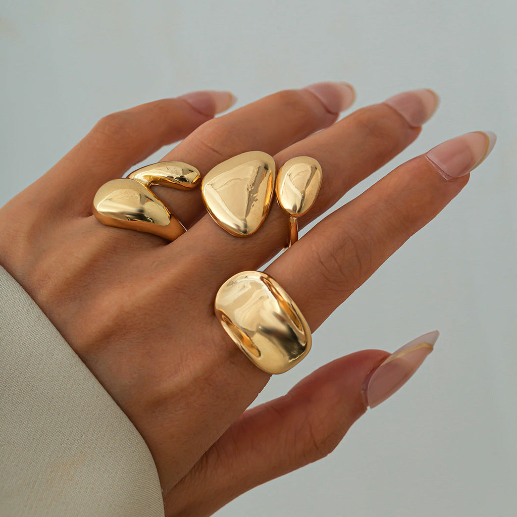 Glossy Hug Ring Suit