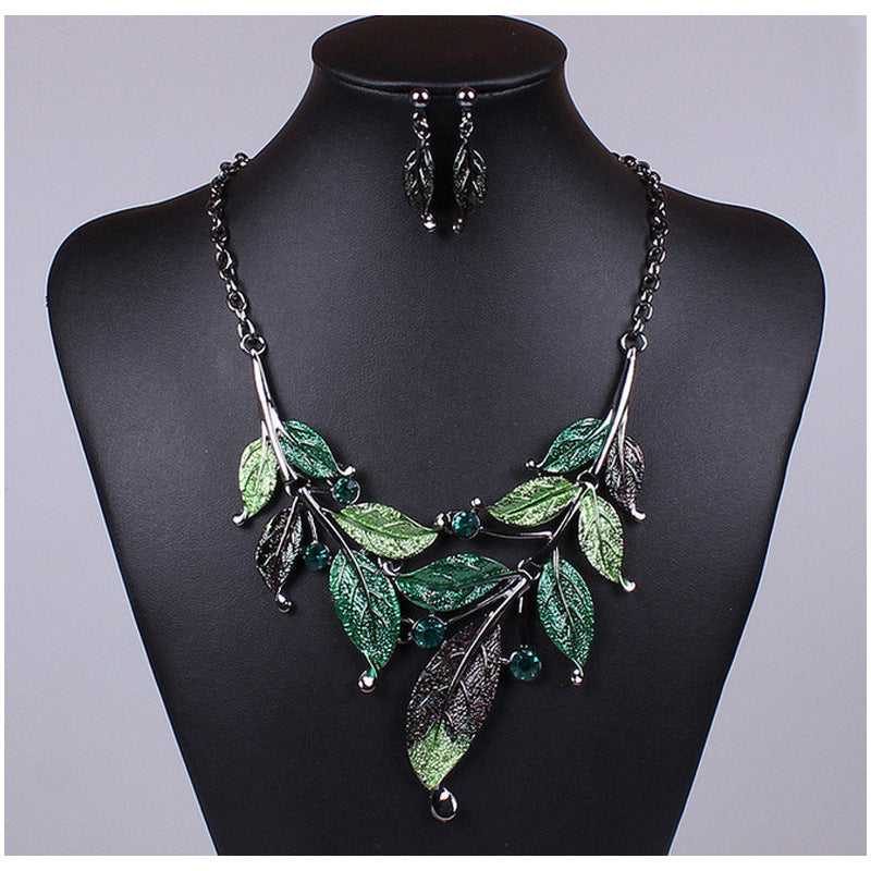 Color leaves, short clavicle necklace Set