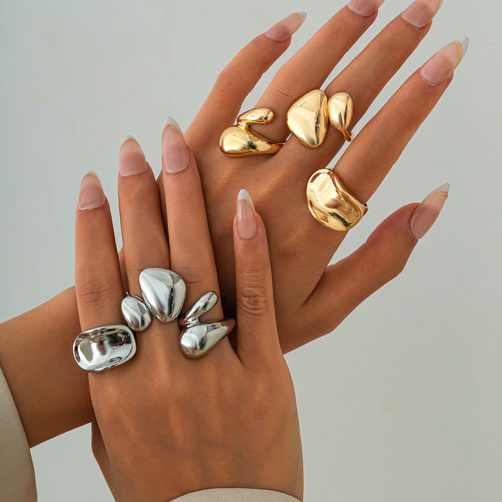 Glossy Hug Ring Suit