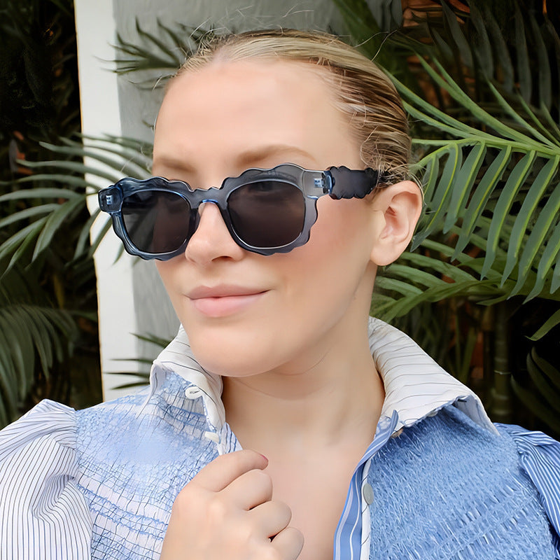 Dopamine-style Wave-shaped Sunglasses
