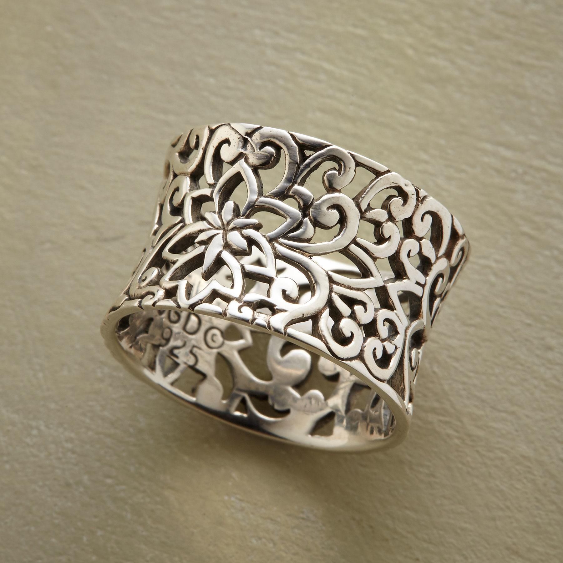 Hollow Pattern Ring