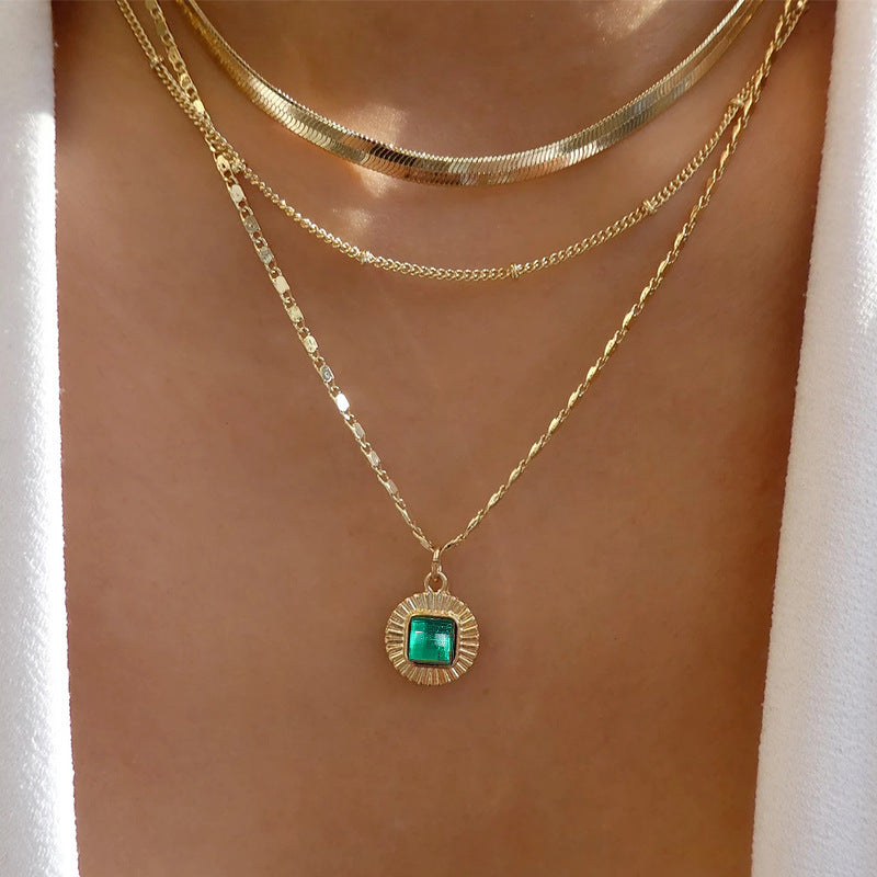 Yuko Emerald Pendant Necklace