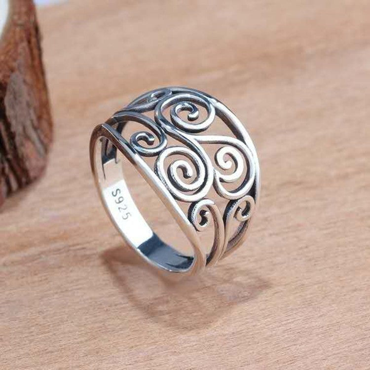 Hollow Pattern Ring