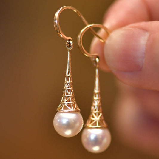 Normcore Hollow Pearl Earrings