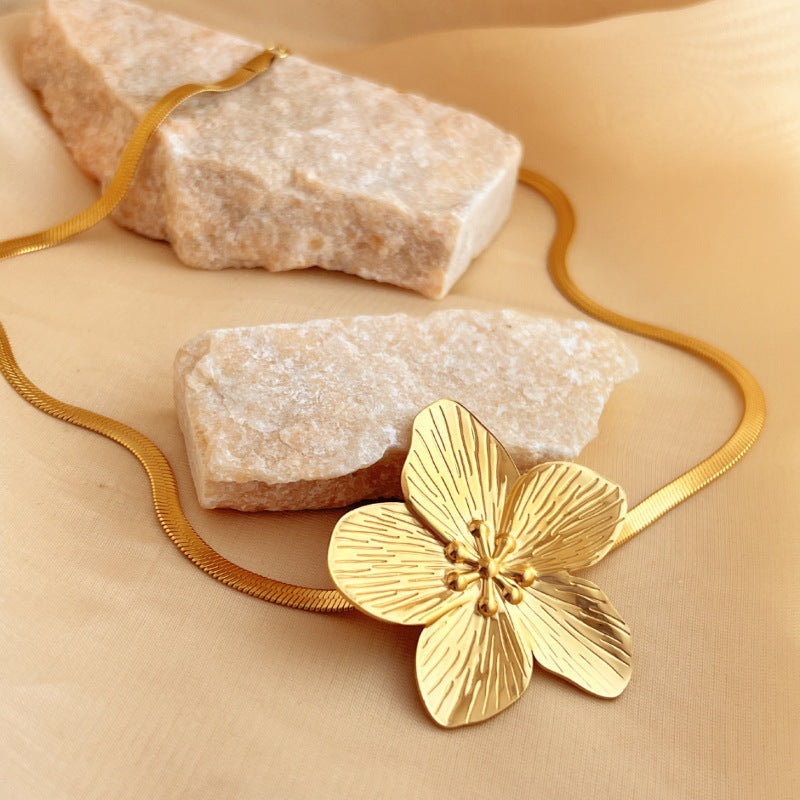Flower Clavicle Chain