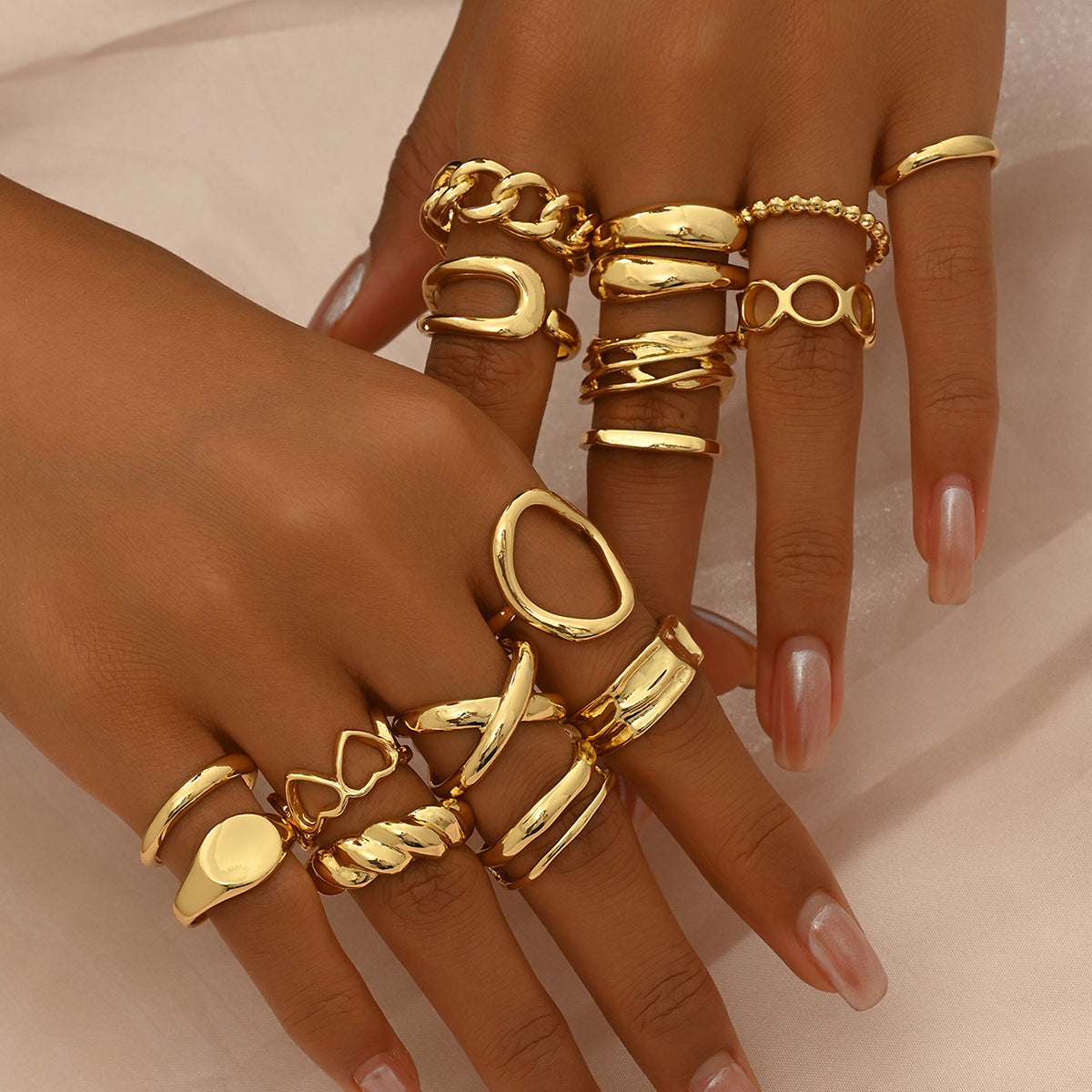 Cross-Border European American Light Luxury Jewelry Set For Women, Niche Unique Heart Adjustable Open Rings, Versatile Premium Stackable Hand Jewelry