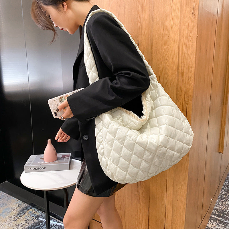 Warm Totes Shoulder Bag