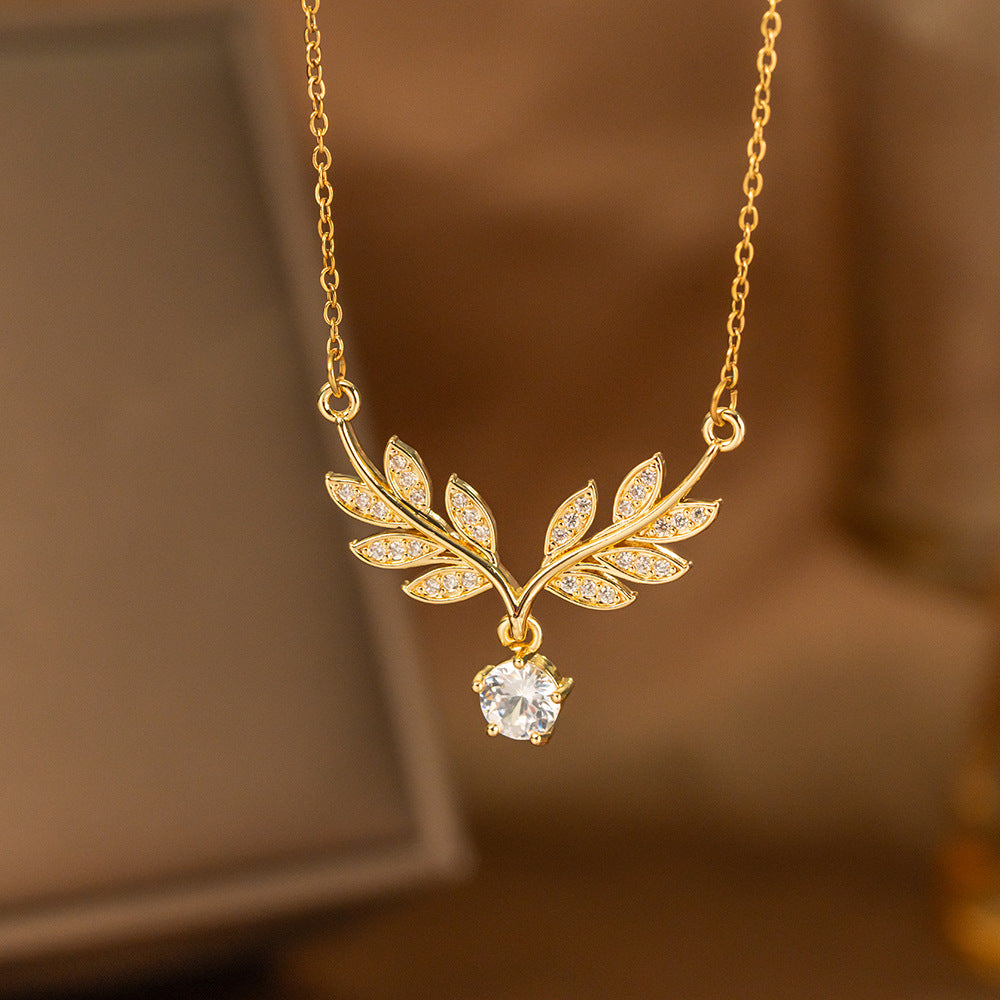 Single-diamond Pendant Necklace
