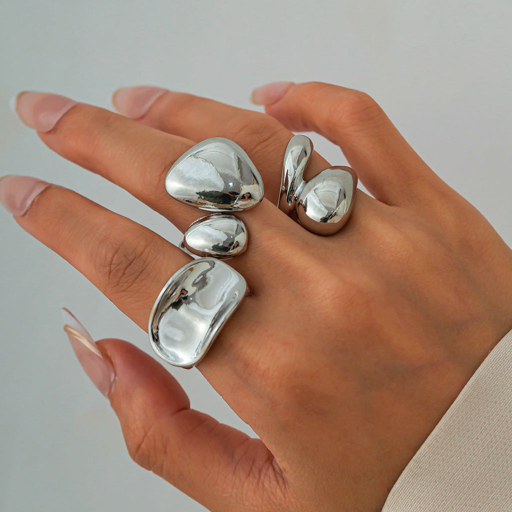 Glossy Hug Ring Suit