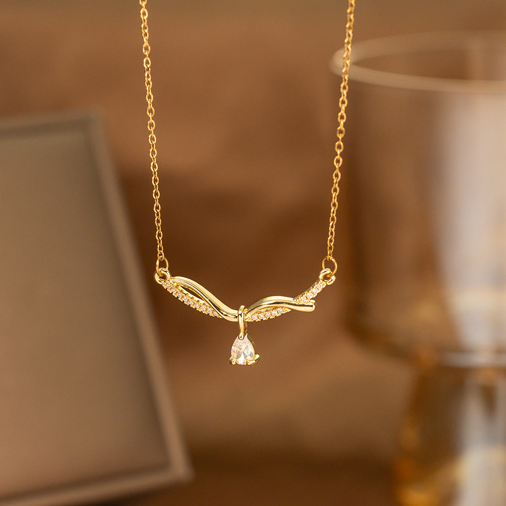 Single-diamond Pendant Necklace
