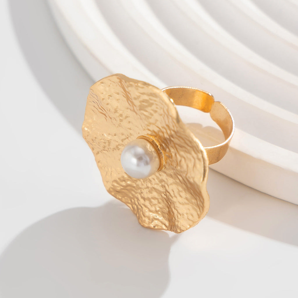 Inlaid Pearl Flower Ring