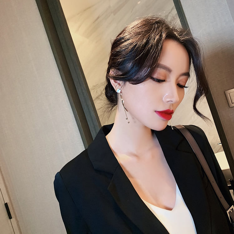 Needle Curved Stick Slimming Earrings