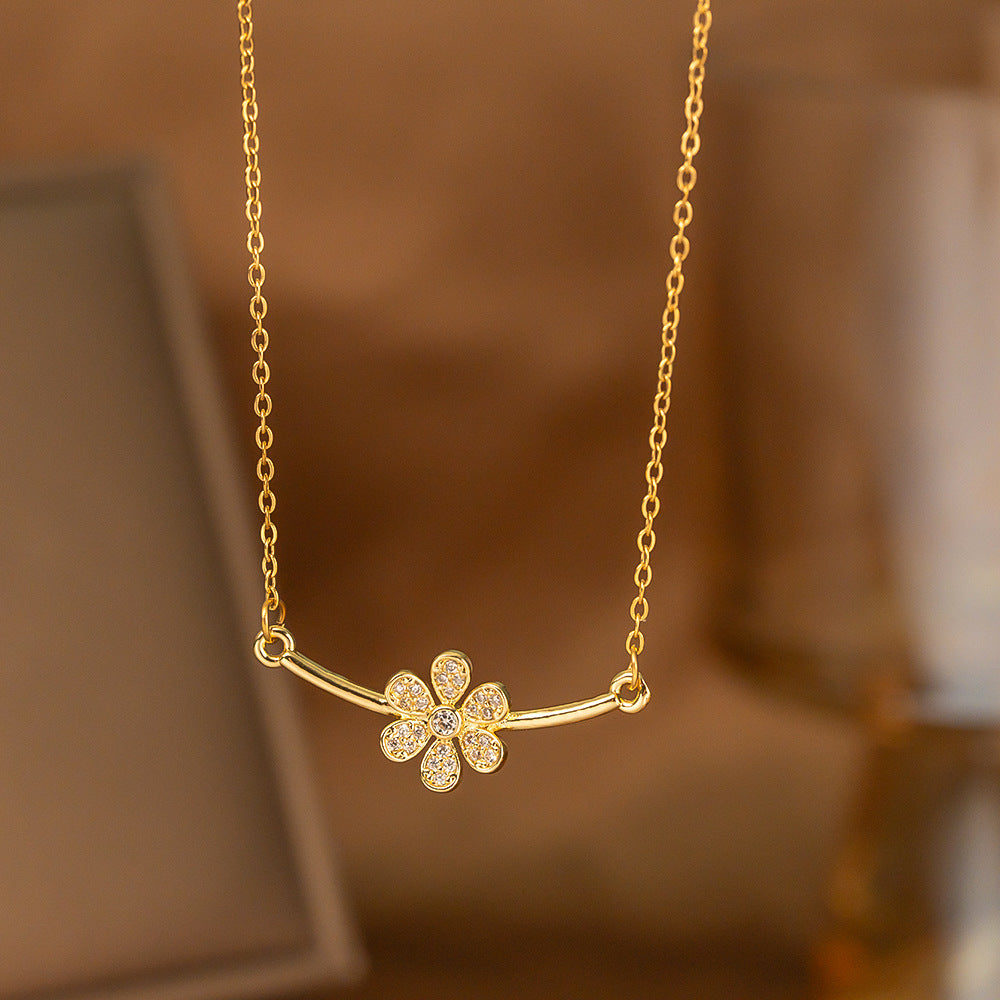 Single-diamond Pendant Necklace