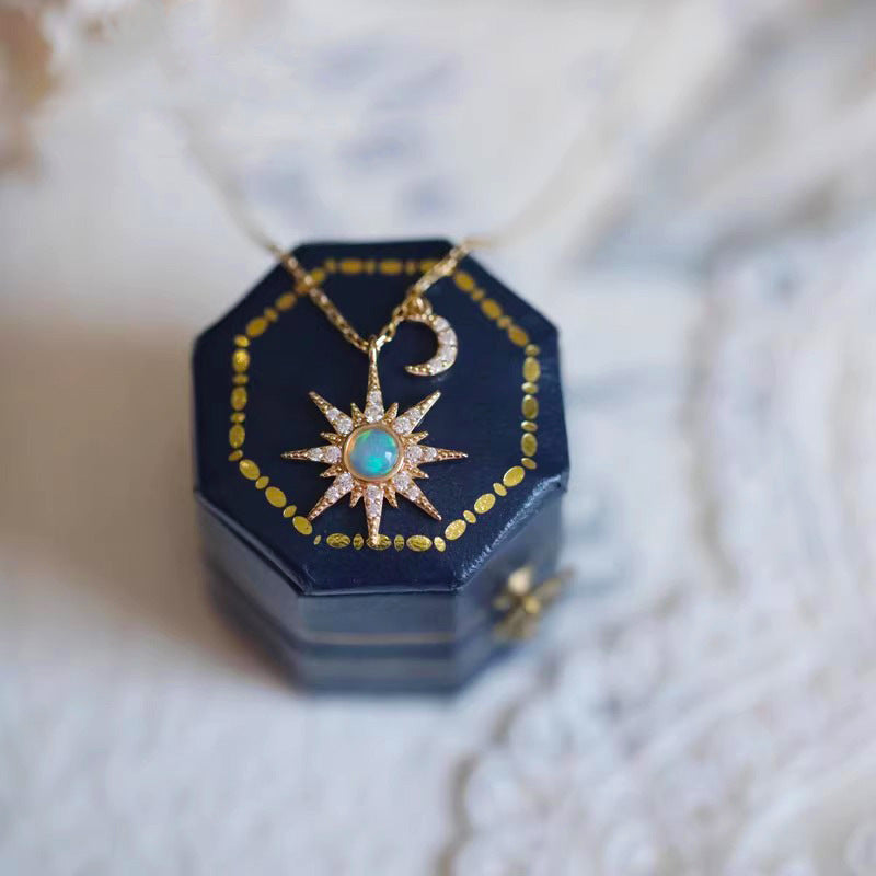 Sparkling Eight-Point Star Zircon Necklace