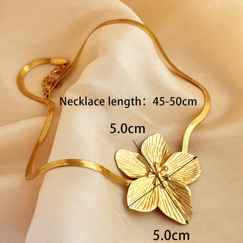 Flower Clavicle Chain