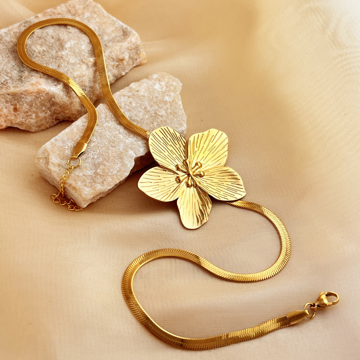Flower Clavicle Chain