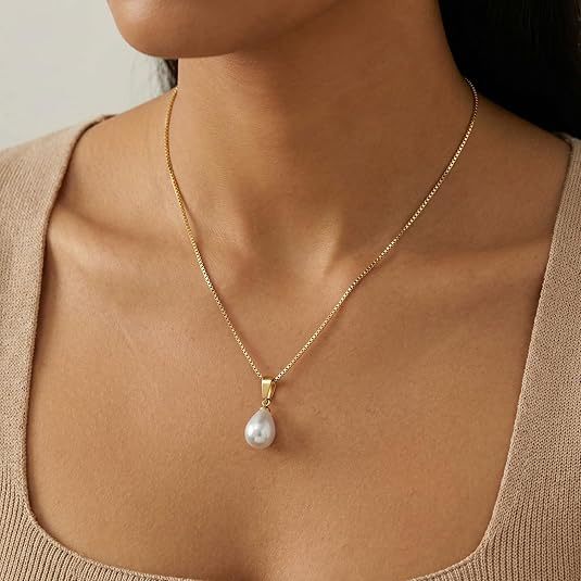 Niche Design-forward Aesthetic Necklace