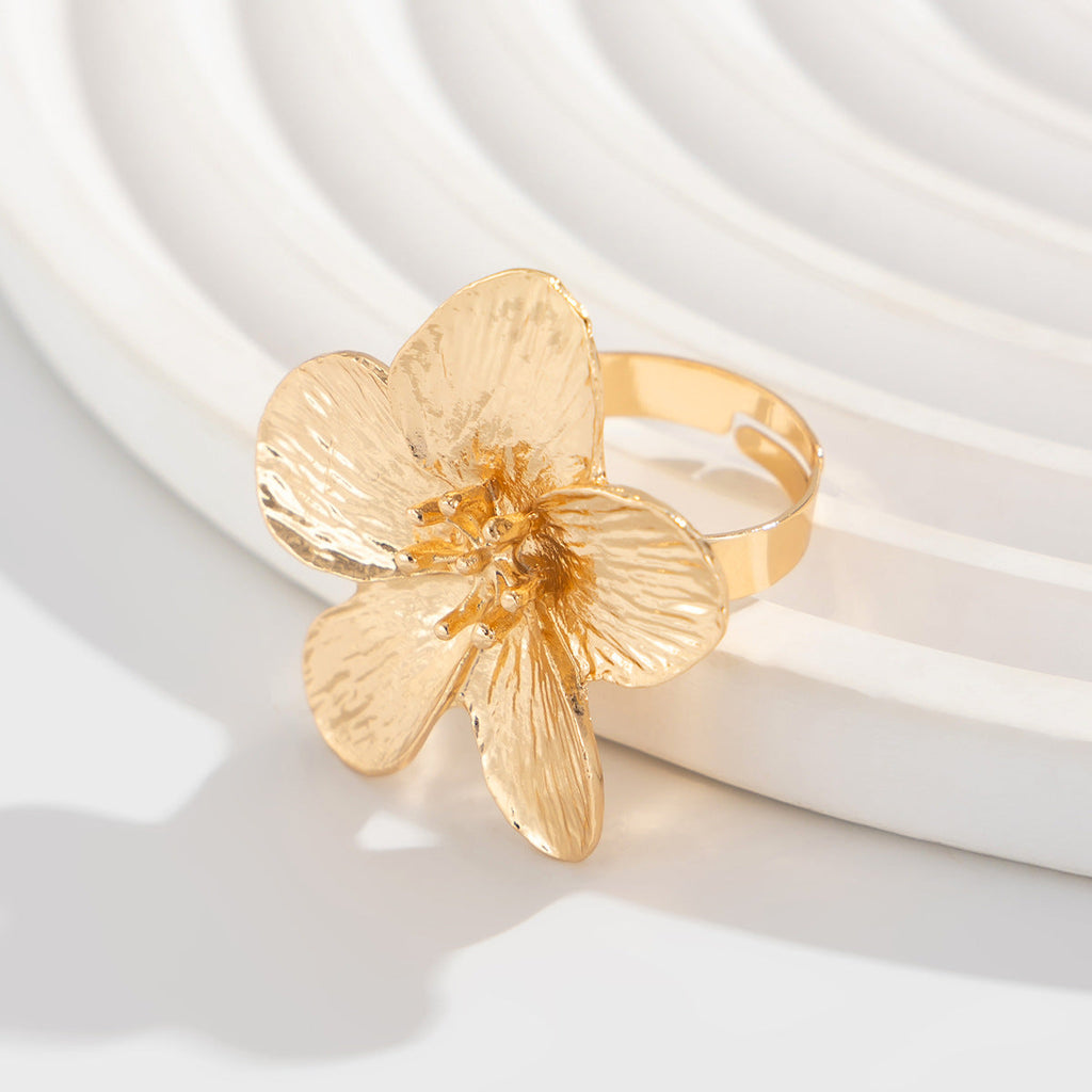 Inlaid Pearl Flower Ring