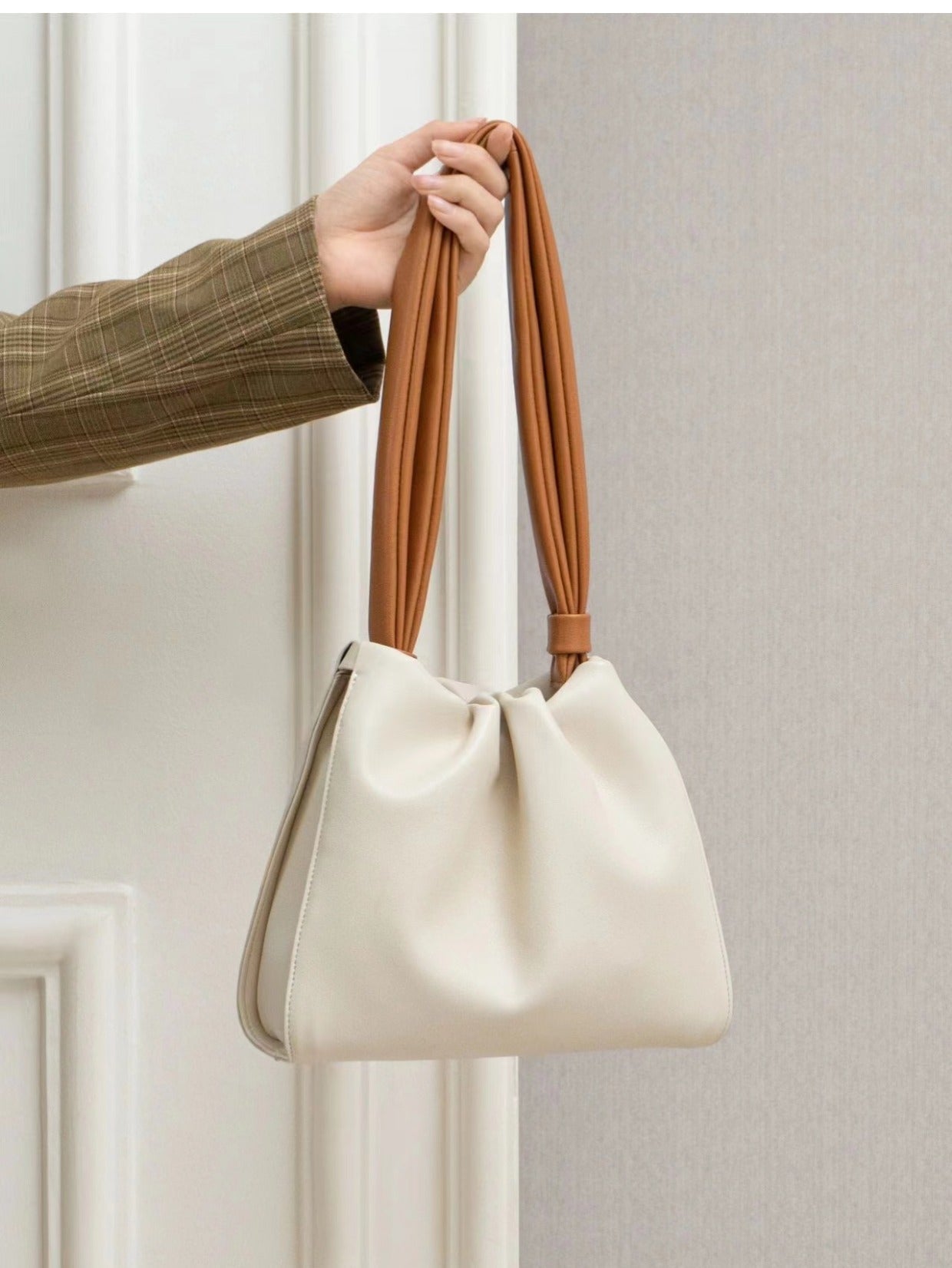 Messenger Cloud Bag