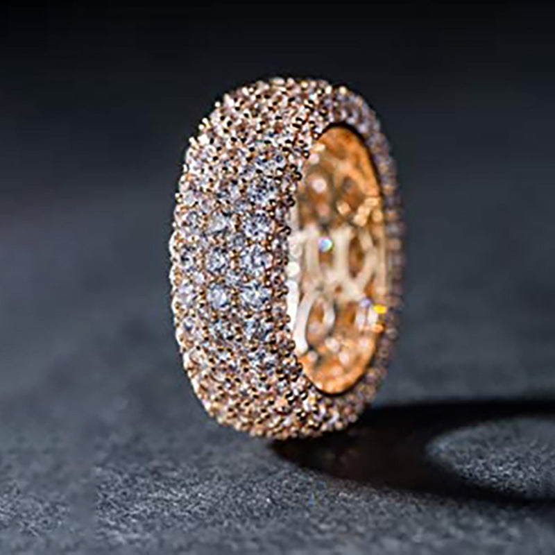 Multi-layer High-end Ring With A Sophisticated Look