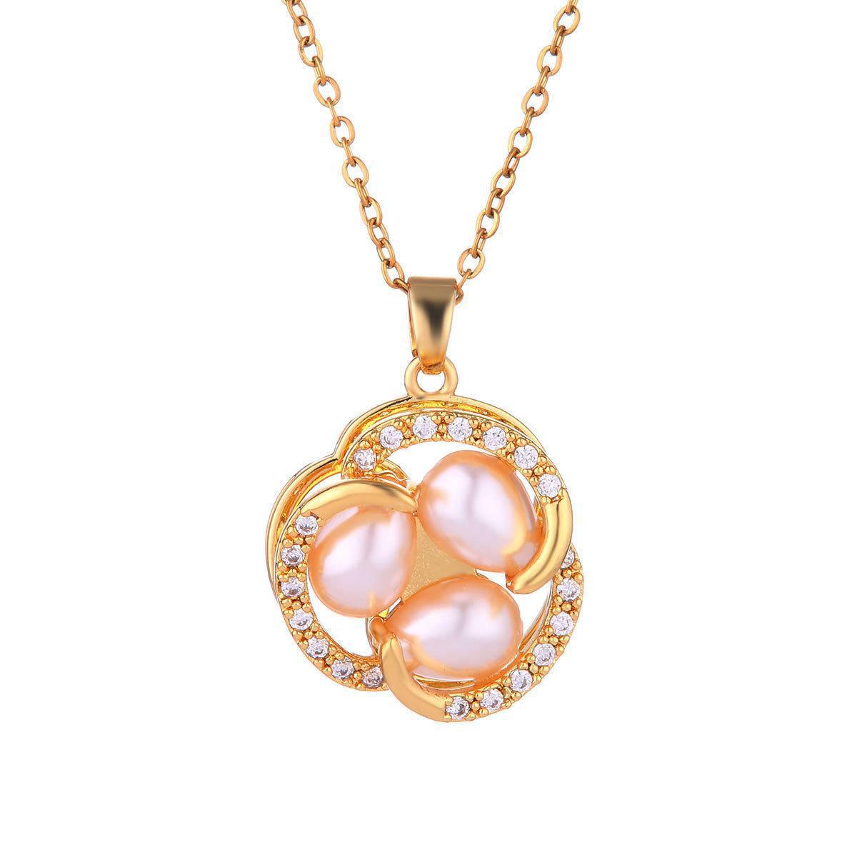 Rotating Pearl Flower Necklace