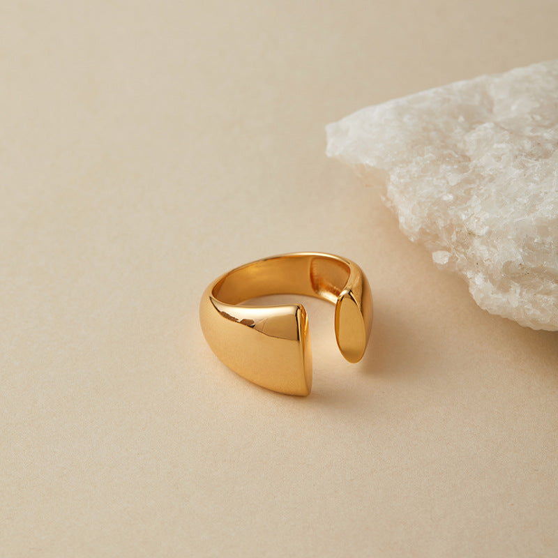 Polished Index Finger Ring