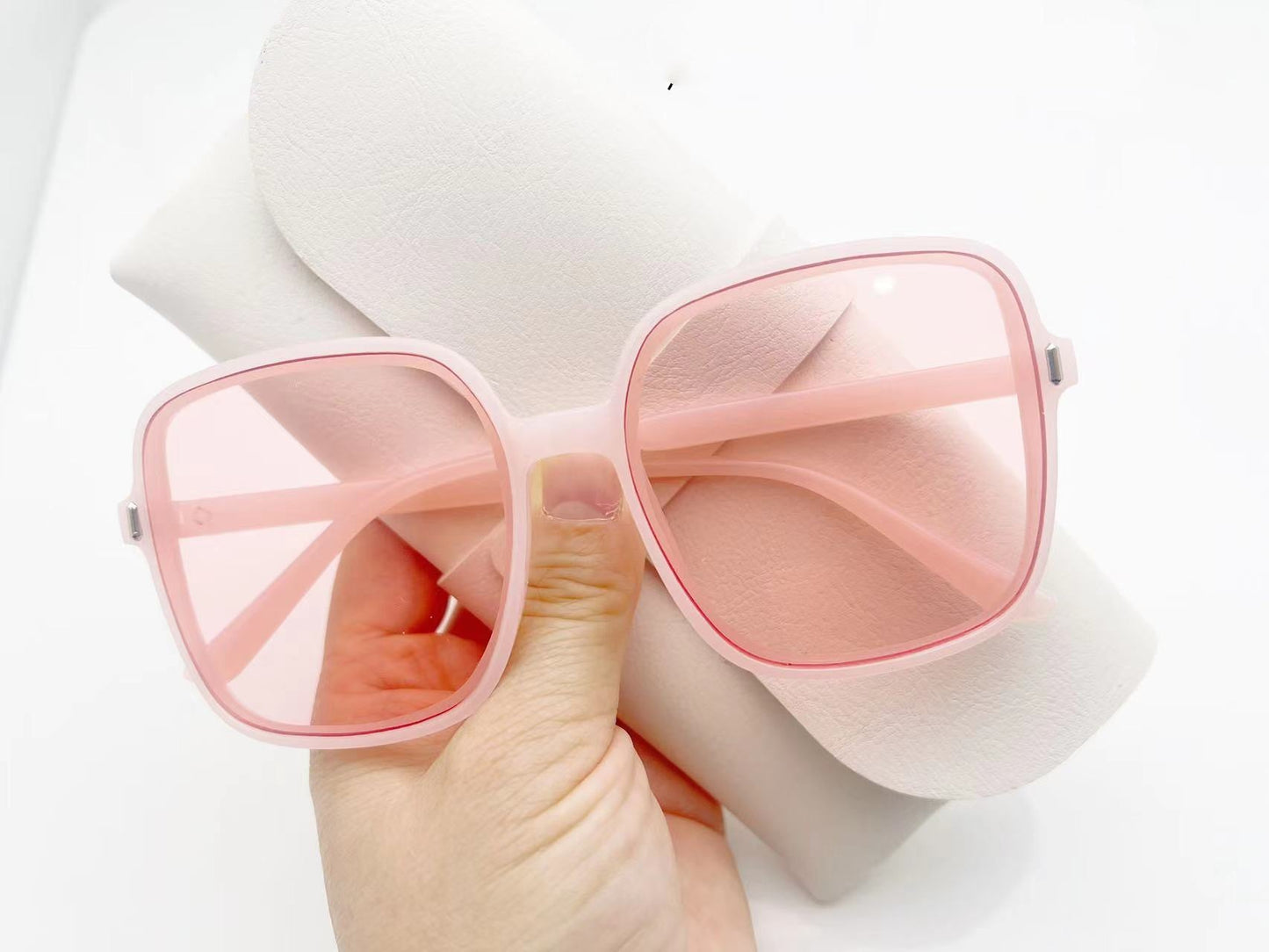 Oversized Frame Sunglasses UV Protection